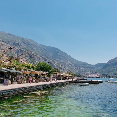 Appartement Apartman Mondo à Kotor Extérieur photo