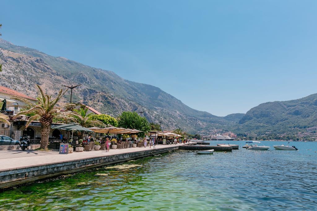 Appartement Apartman Mondo à Kotor Extérieur photo