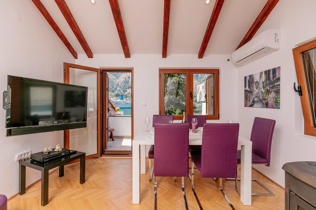 Appartement Apartman Mondo à Kotor Extérieur photo
