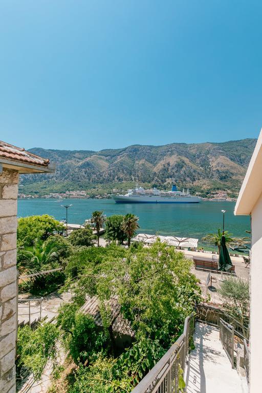 Appartement Apartman Mondo à Kotor Extérieur photo
